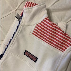 NWOT VINEYARD VINES PULLOVER